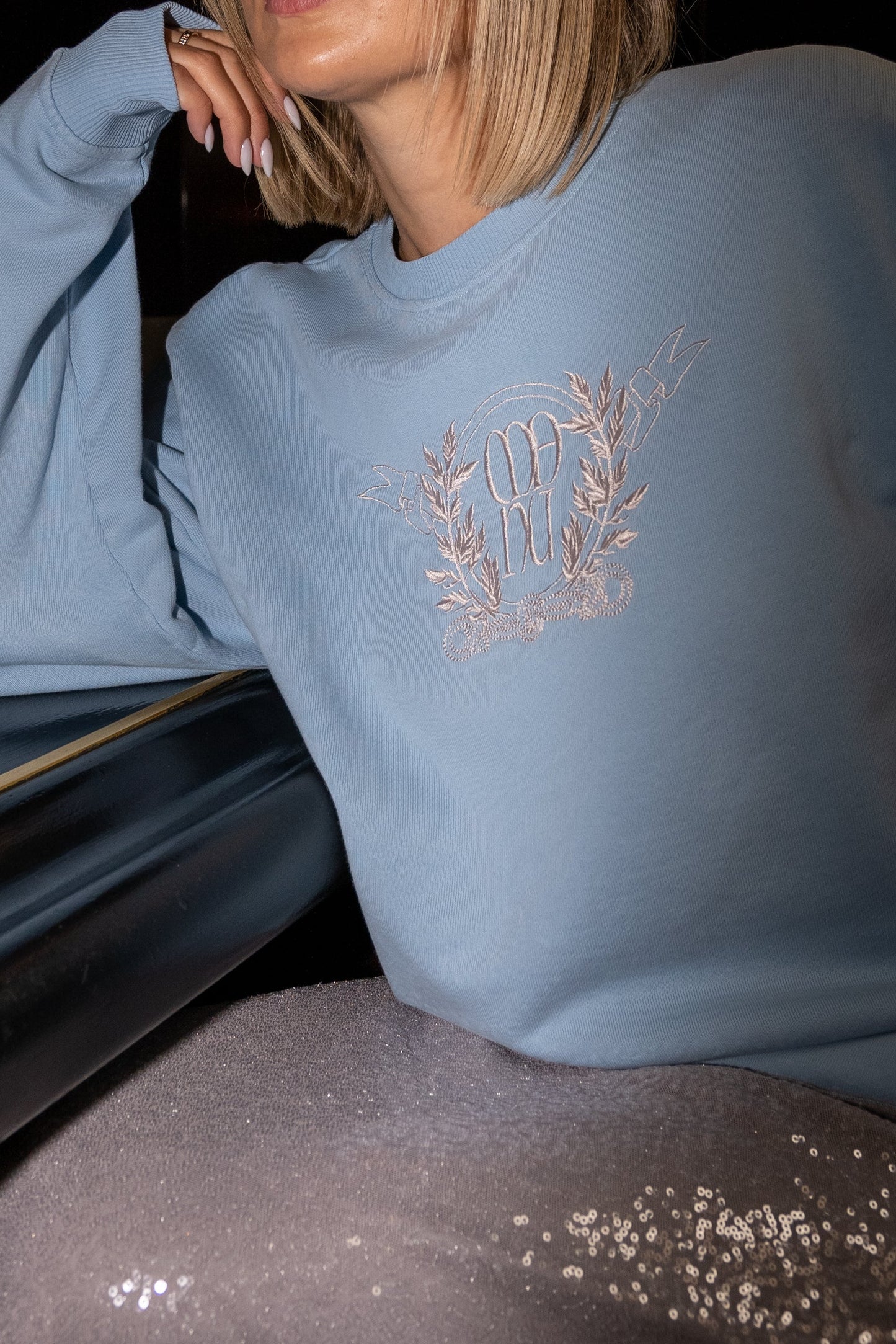 CREWNECK BABY BLUE
